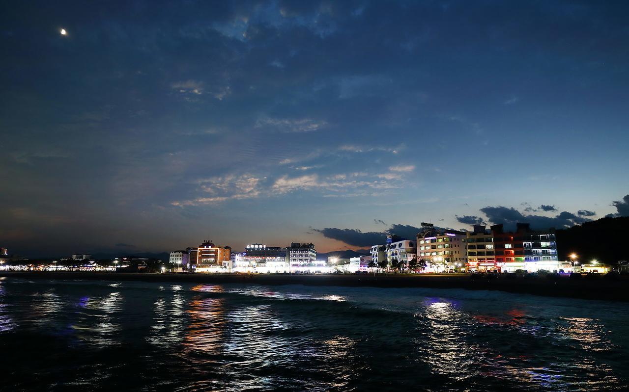 Naksan World Beach Yangyang Exterior foto